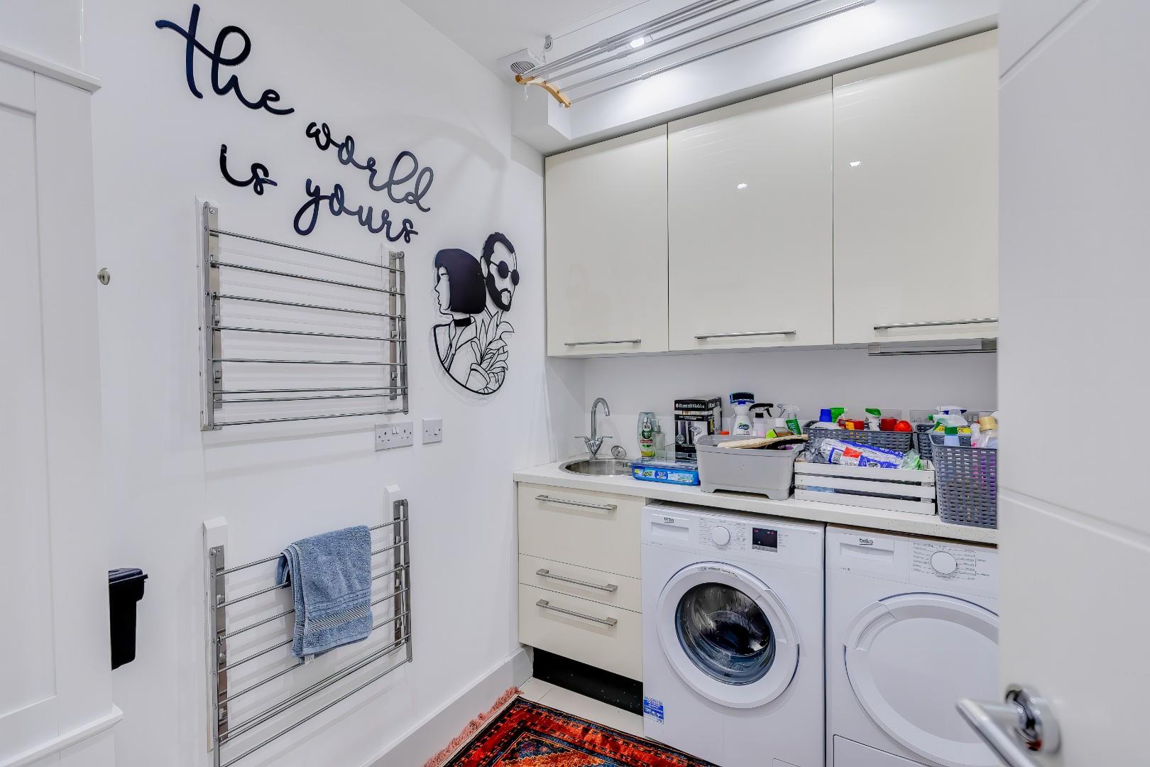 Castellum, 5 Alcedonia, Albert Crescent, Penarth, CF64 1FB